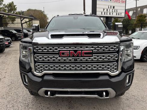 Used 2020 GMC Sierra 2500 Denali w/ Denali Ultimate Package image 3