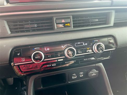 Used 2024 Honda Pilot EX-L image 15