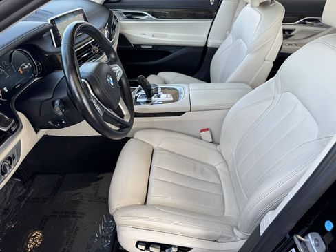 Used 2018 BMW 750i xDrive AWD/4WD image 14