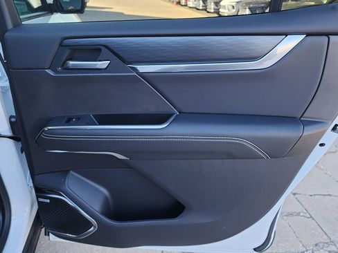 New 2026 GMC Acadia Elevation w/ LPO, Floor Liner Package image 41