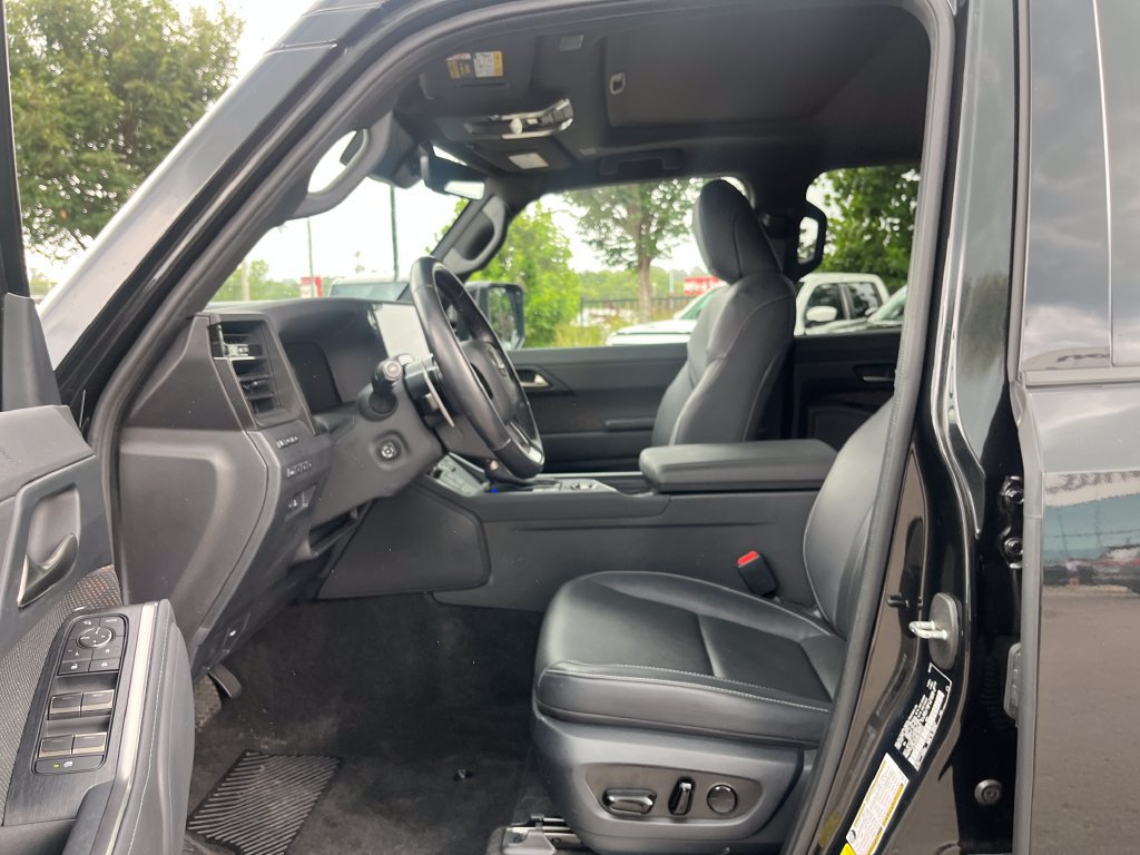 Used 2024 Lexus GX 550 w/ Accessory Package (2T) AWD/4WD image 10