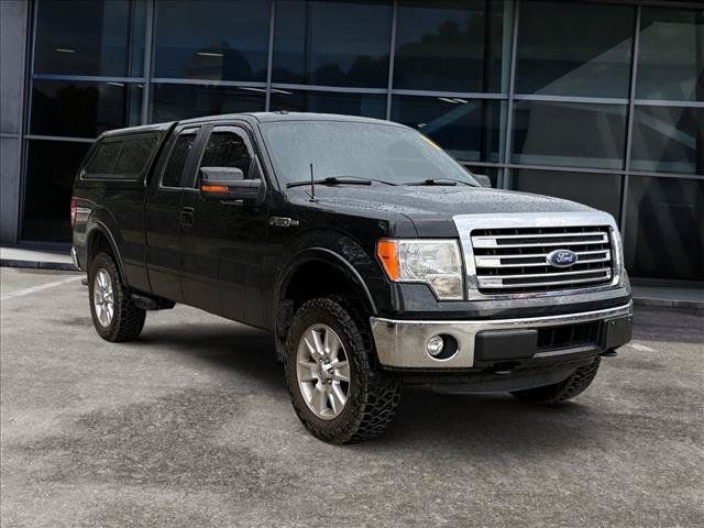 Used 2013 Ford F150 Lariat w/ Mid Equipment Group AWD/4WD image 2
