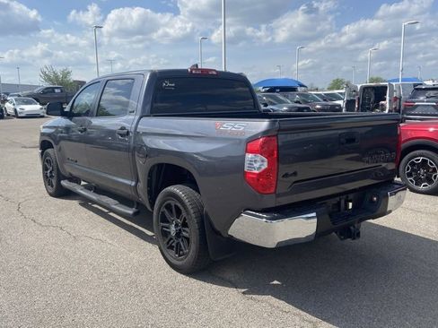 Used 2020 Toyota Tundra SR5 w/ SR5 Leather Package image 4