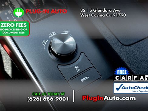 Used 2016 Lexus IS 200t w/ F Sport Package RWD image 24