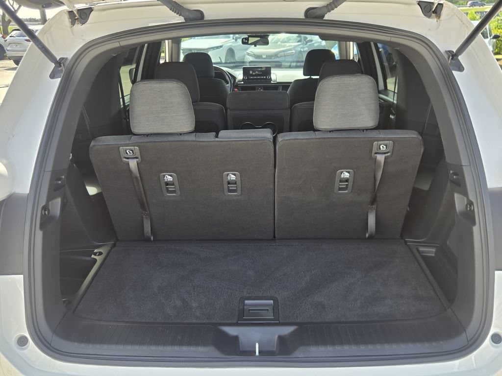 Certified 2023 Honda Pilot Sport image 16