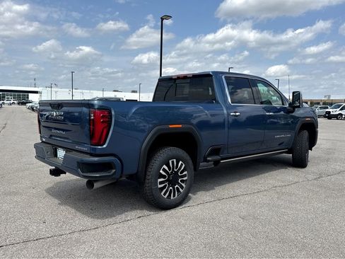 New 2026 GMC Sierra 2500 Denali Ultimate image 2