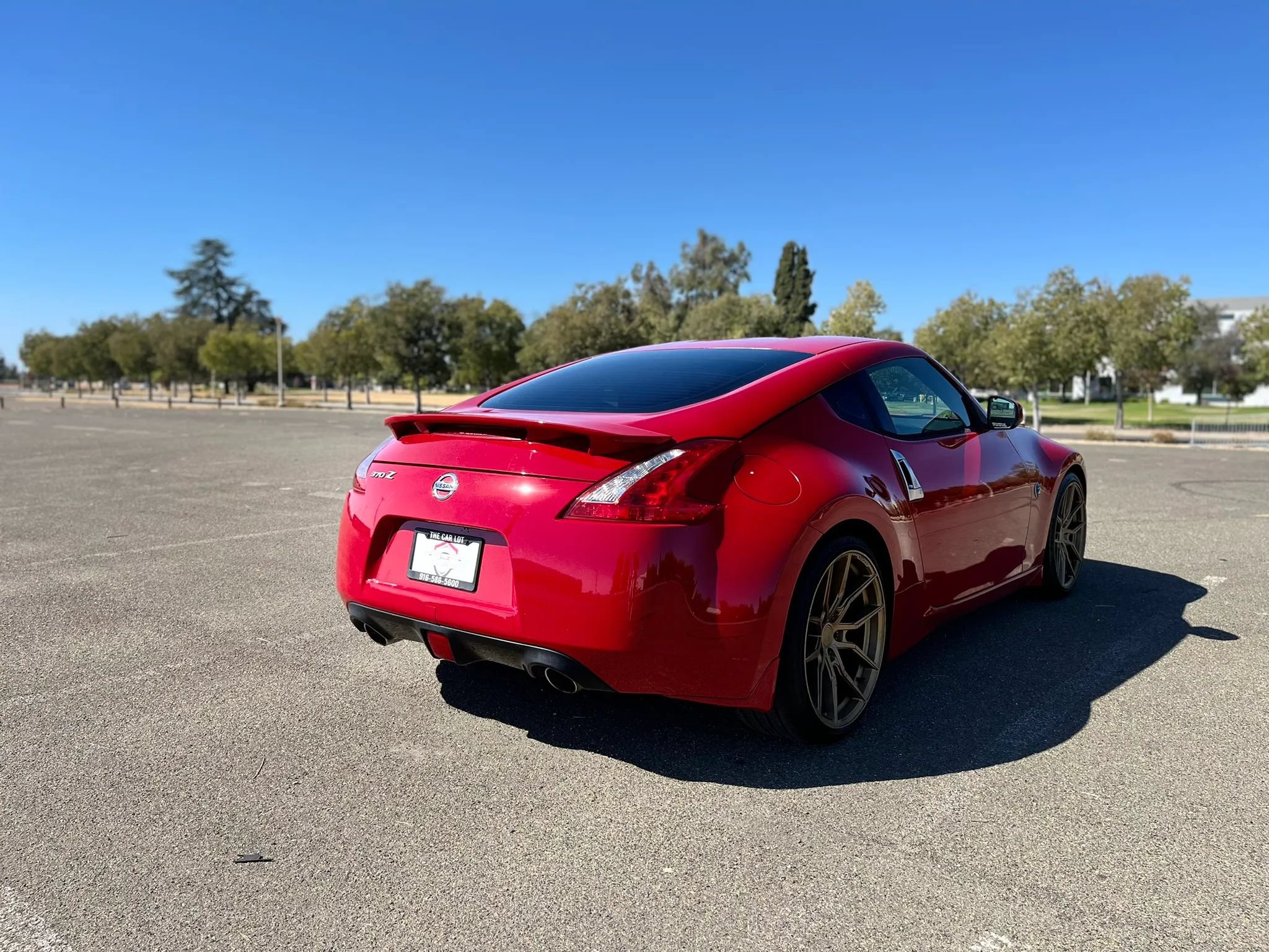 Used 2015 Nissan 370Z Coupe RWD image 5