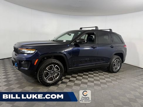 Certified 2023 Jeep Grand Cherokee Trailhawk AWD/4WD image 1