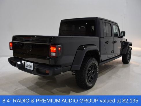 Used 2022 Jeep Gladiator Willys image 4