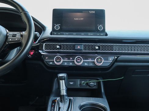 Certified 2022 Honda Civic EX image 16