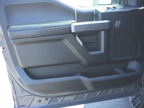 Used 2018 Ford F150 XLT w/ Equipment Group 302A Luxury RWD image 12