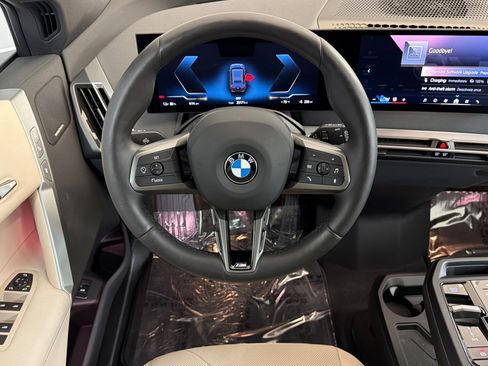 Used 2025 BMW iX xDrive50 w/ Premium Package AWD/4WD image 30