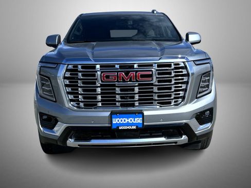 Used 2025 GMC Yukon XL Denali AWD/4WD image 2