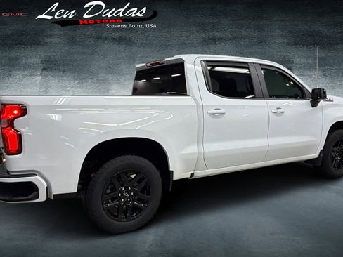 Certified 2022 Chevrolet Silverado 1500 RST image 4