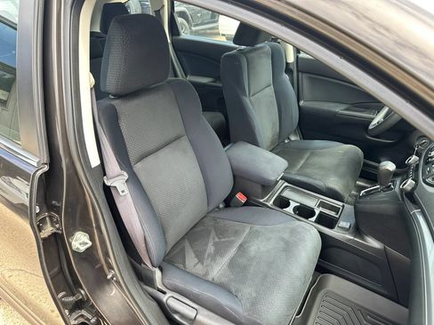 Used 2015 Honda CR-V LX image 13