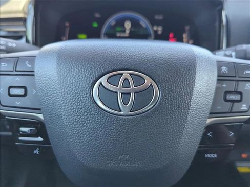 Used 2026 Toyota Camry LE FWD image 23