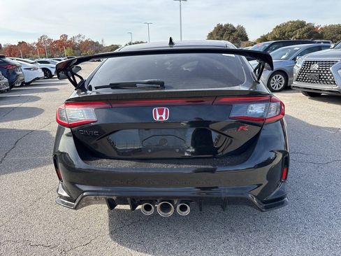 Used 2023 Honda Civic Type R image 6