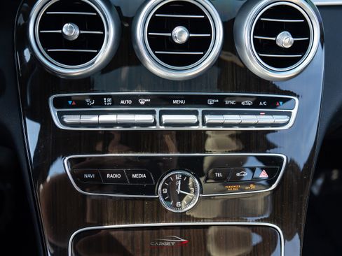 Used 2019 Mercedes-Benz C 300 Sedan image 30