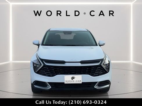 Used 2023 Kia Sportage EX image 8