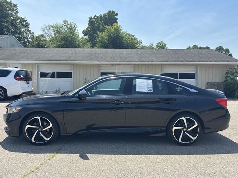 Used 2022 Honda Accord Sport image 8