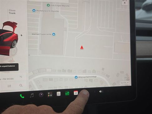 Used 2022 Tesla Model 3 Long Range AWD/4WD image 4