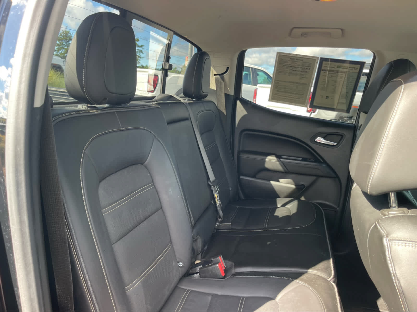 Used 2017 GMC Canyon Denali RWD image 23