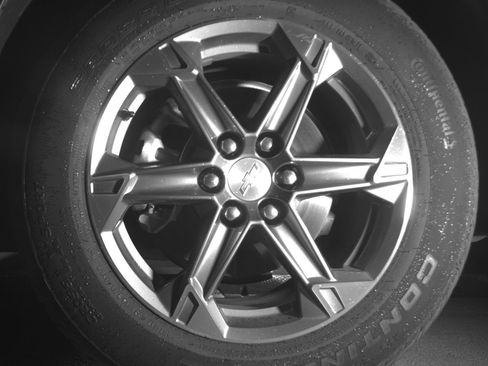 Used 2025 Chevrolet Blazer LT FWD image 12