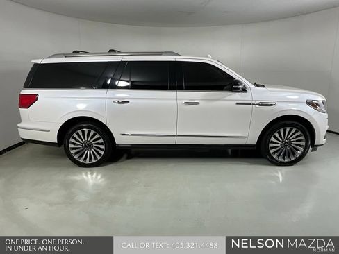 Used 2019 Lincoln Navigator L Select RWD image 5