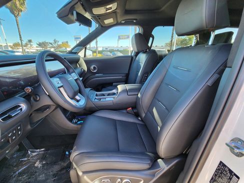 New 2026 Hyundai Palisade Calligraphy image 28