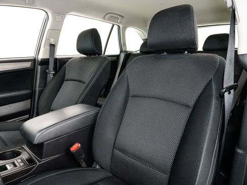Used 2017 Subaru Outback 2.5i image 10