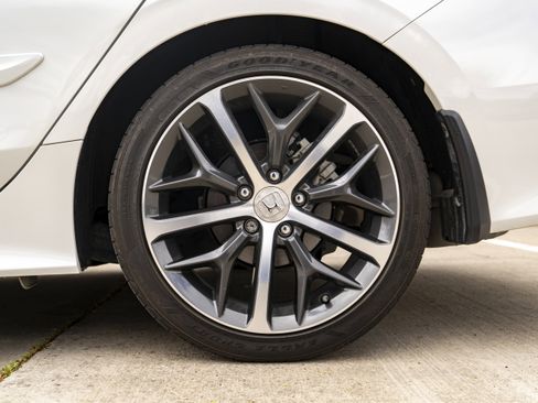 Used 2023 Honda Civic Touring image 15