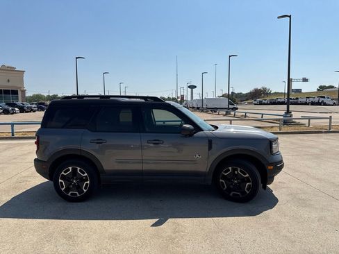 Used 2022 Ford Bronco Sport Outer Banks w/ Tech Package AWD/4WD image 18