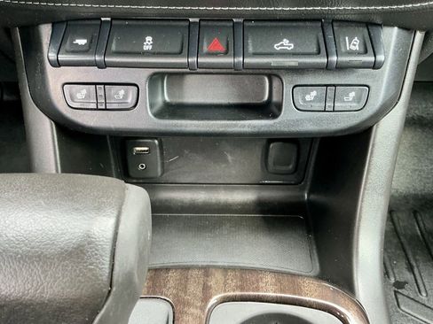 Used 2016 GMC Canyon SLT w/ Driver Alert Package image 35