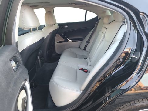 Used 2013 Lexus IS 250 image 20