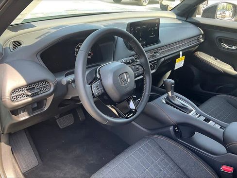 New 2026 Honda HR-V Sport image 9