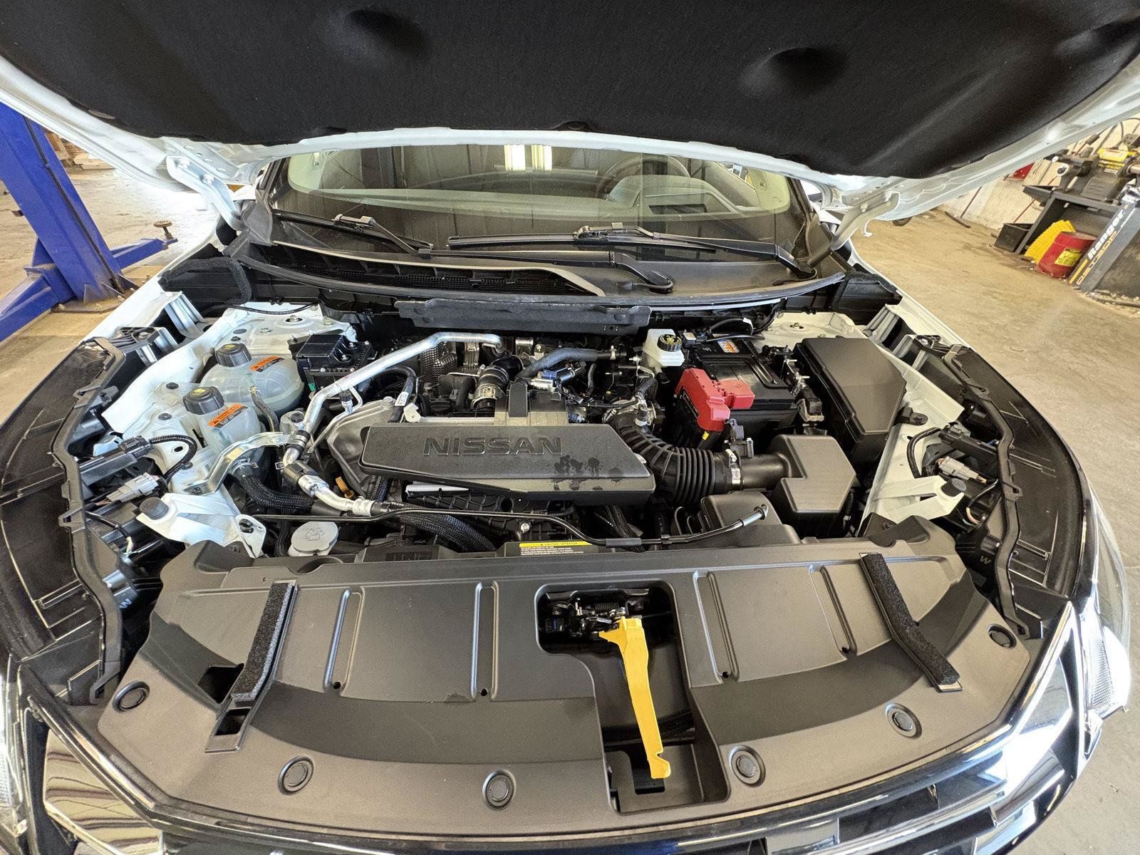 Used 2026 Nissan Rogue Platinum w/ Tech Package AWD/4WD image 10