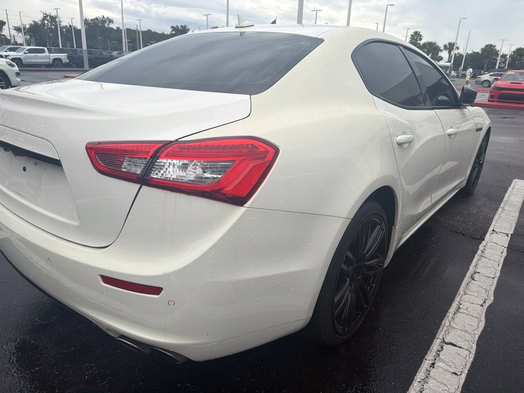 Used 2017 Maserati Ghibli S Q4 AWD/4WD image 9