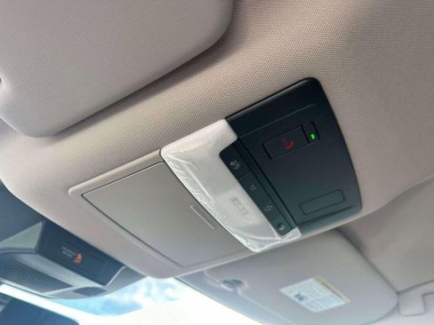 Used 2026 Nissan Rogue SV image 30