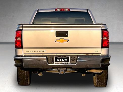 Used 2016 Chevrolet Silverado 1500 LT AWD/4WD image 5