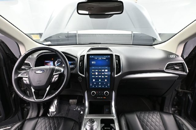 Used 2024 Ford Edge Titanium AWD/4WD image 19