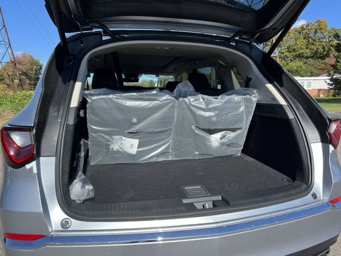 New 2026 Acura MDX SH-AWD image 24