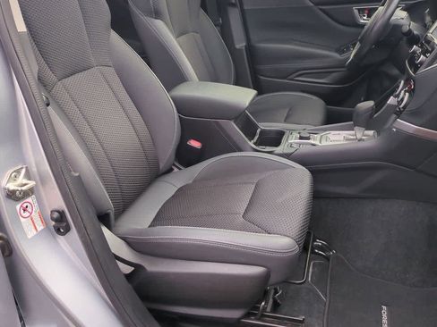 Used 2019 Subaru Forester Premium image 22