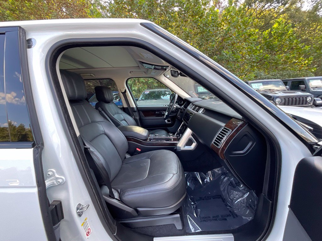 Used 2020 Land Rover Range Rover HSE AWD/4WD image 22