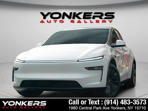 Used 2026 Tesla Model Y Long Range image 13