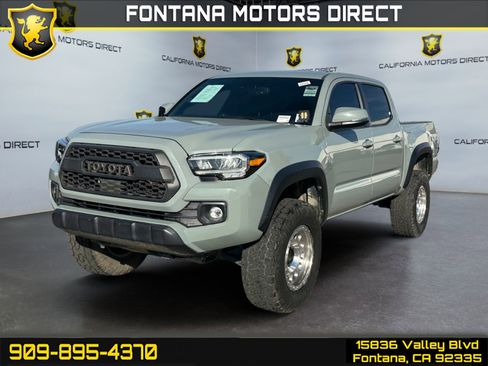 Used 2023 Toyota Tacoma TRD Off-Road image 1
