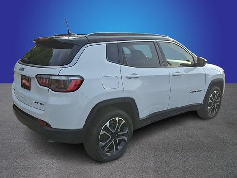 Used 2022 Jeep Compass Limited AWD/4WD image 4