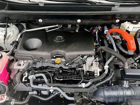 Used 2021 Toyota RAV4 Limited image 10