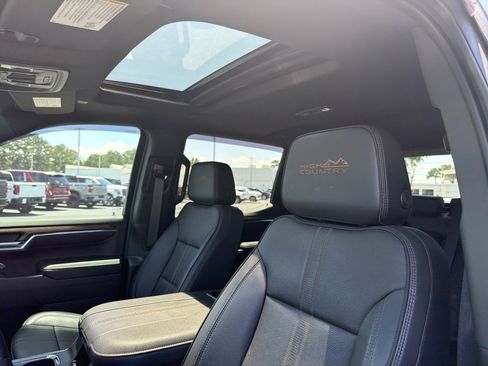 Used 2023 Chevrolet Silverado 1500 High Country AWD/4WD image 28