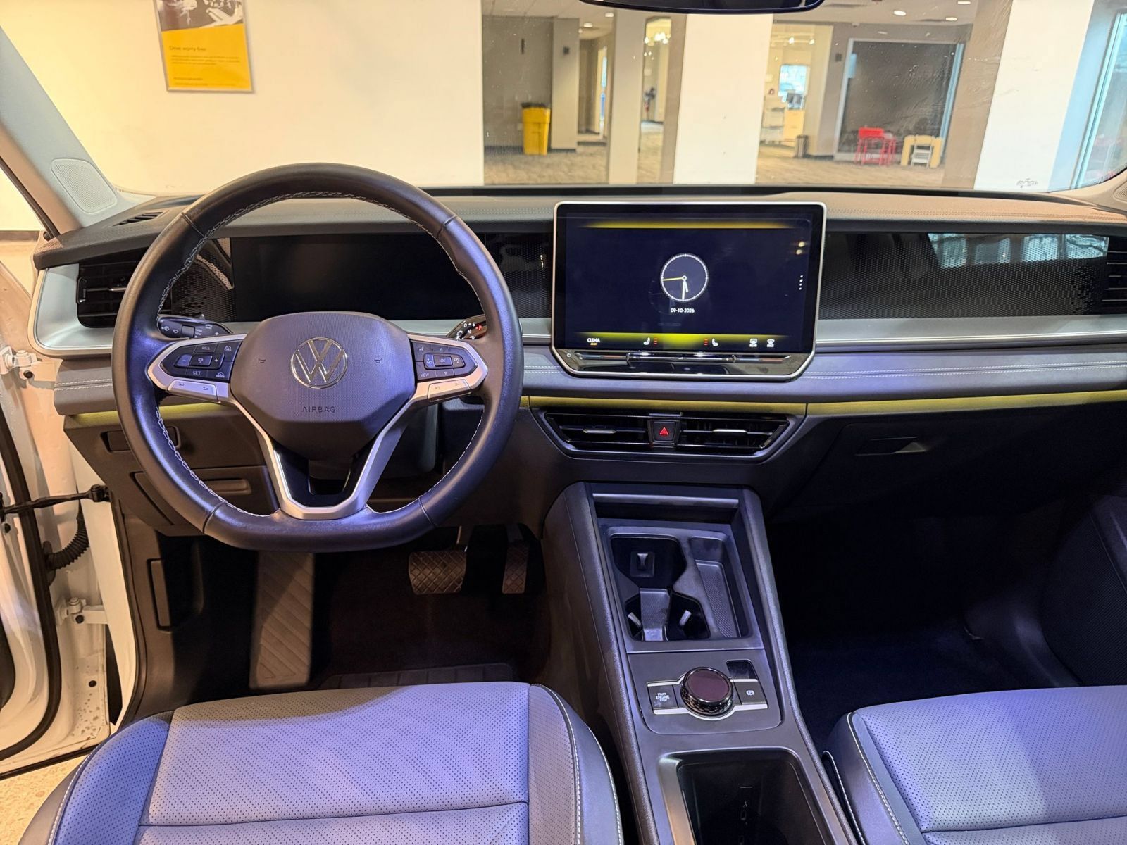Used 2026 Volkswagen Tiguan SE AWD/4WD image 34