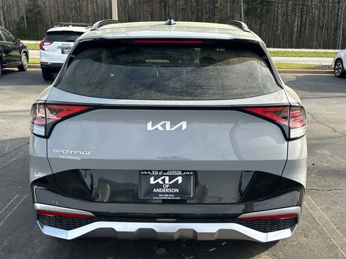 Certified 2024 Kia Sportage SX image 4